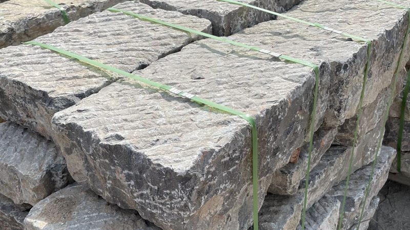 揭秘水磨石地面定制：工艺与选材要点